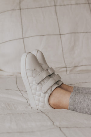 Willow Sneaker - White 50% Off Now $37.98